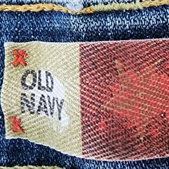 Old Navy Cuffed Hem Low Waist Capri Denim Jeans Size 1 - Picture 3 of 6